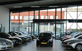 tweedehands auto dealer